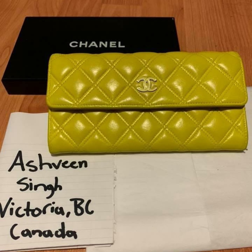 Authentic Chanel lambskin wallet